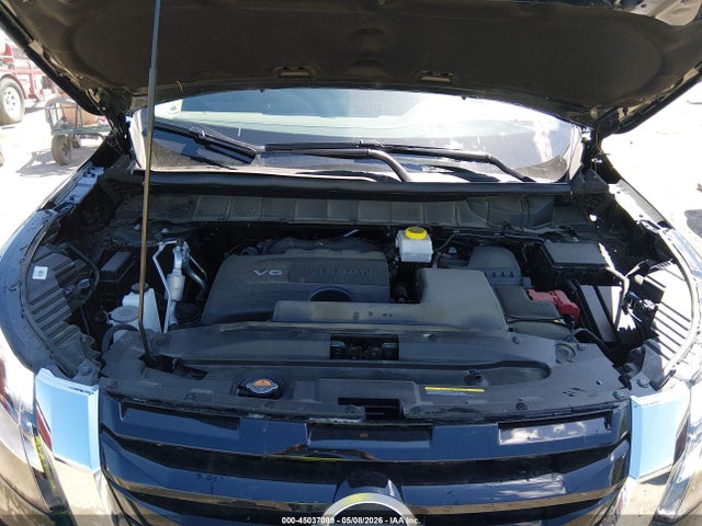 Nissan Pathfinder Platinum 4wd