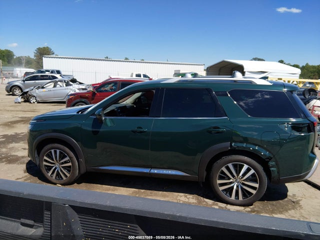 Nissan Pathfinder Platinum 4wd