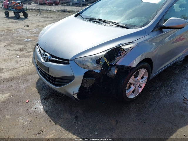 Hyundai ELANTRA Gs