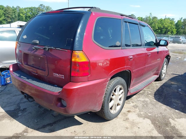 GMC Envoy Denali