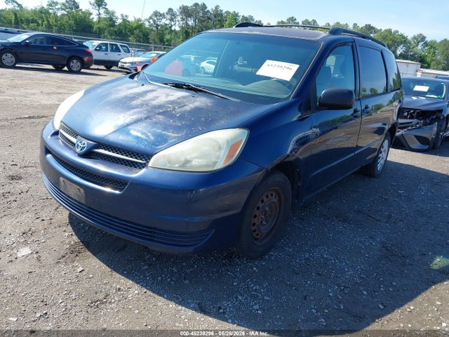 Toyota Sienna Le