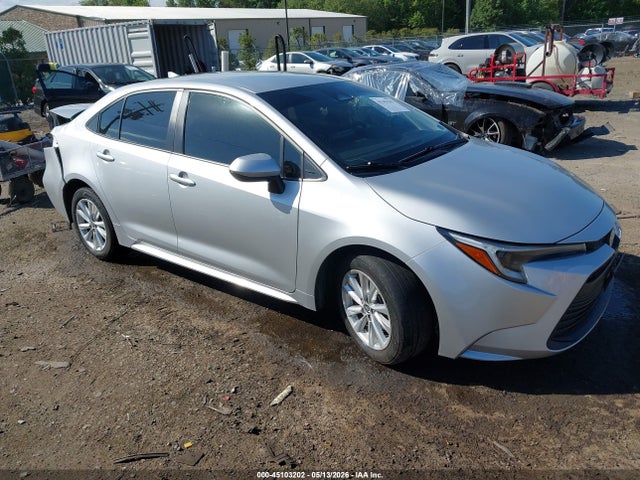 Salvage Toyota Corolla Image