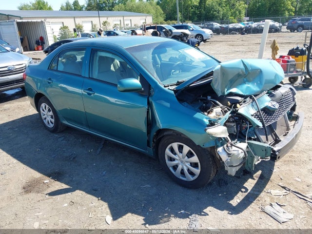 Salvage Toyota Corolla Image