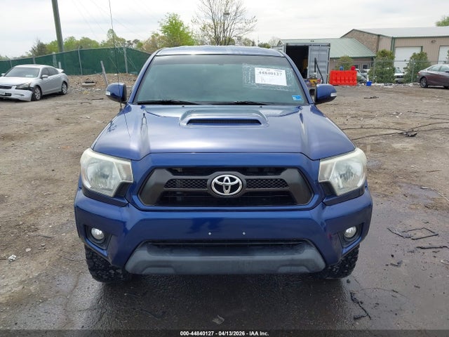 Toyota Tacoma Base V6