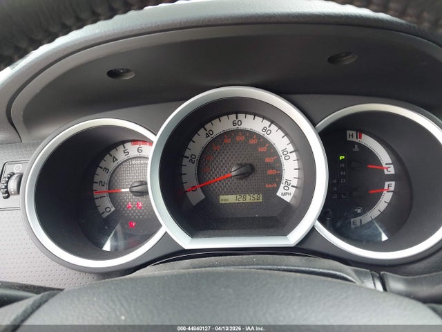 Toyota Tacoma Base V6