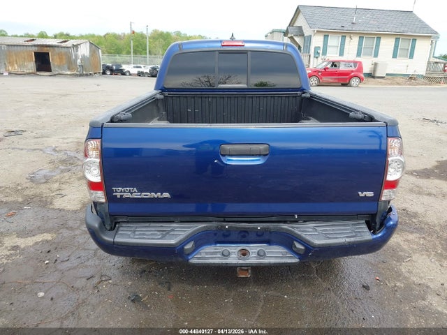 Toyota Tacoma Base V6