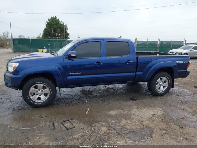 Toyota Tacoma Base V6