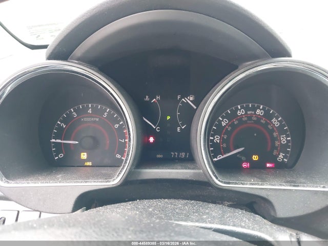 Toyota Highlander Base V6