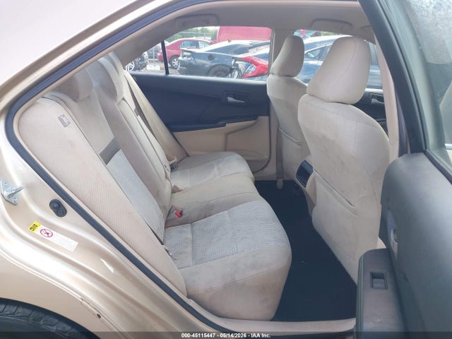 Toyota Camry Le