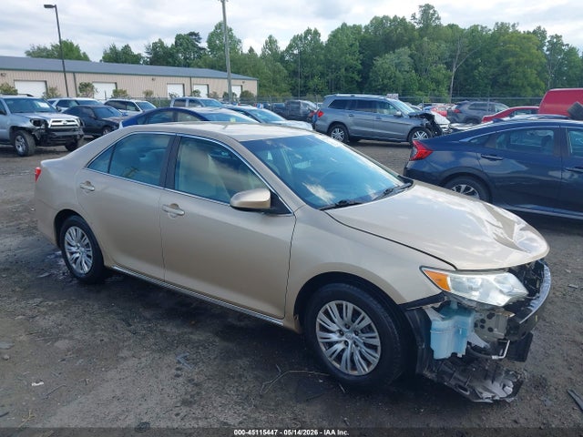 Salvage Toyota Camry Image