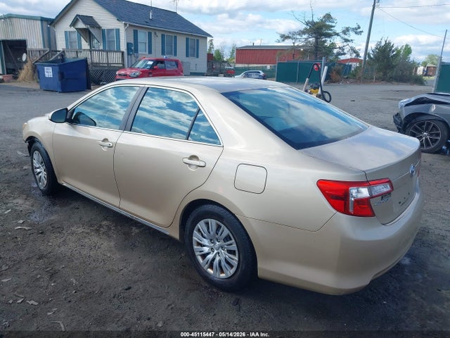 Toyota Camry Le