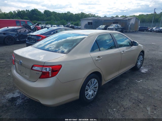 Toyota Camry Le