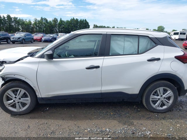 Nissan Kicks S Xtronic Cvt