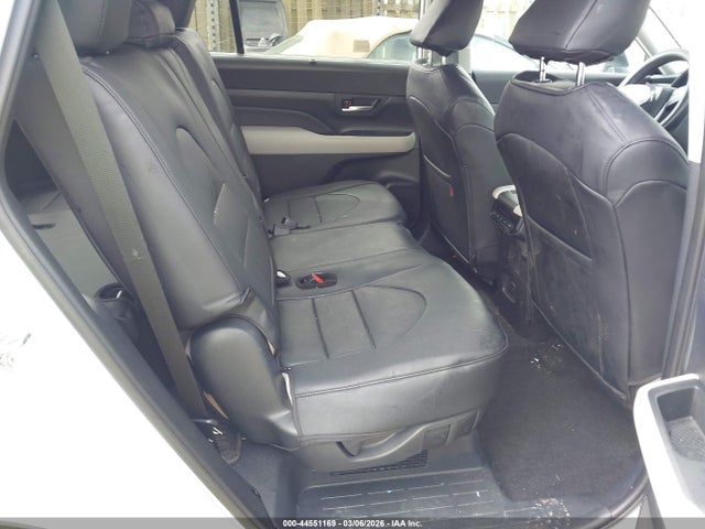 Toyota Grand Highlander Hybrid Xle