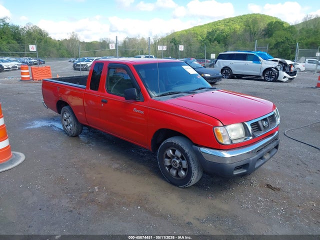 Salvage Nissan Frontier Image