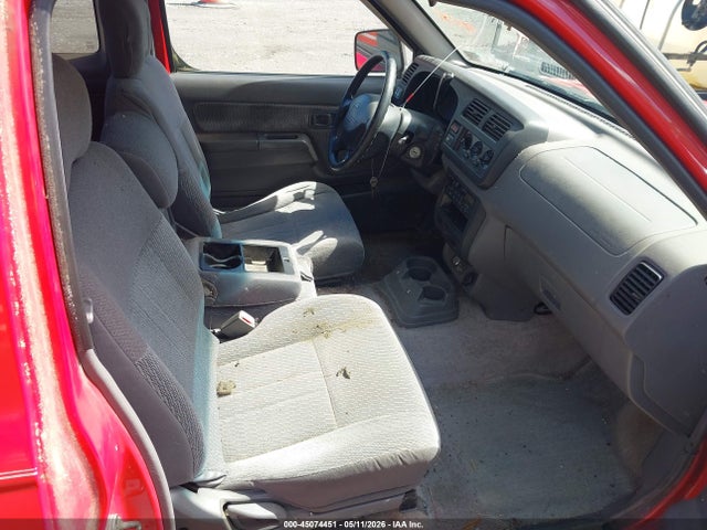 Nissan Frontier Xe