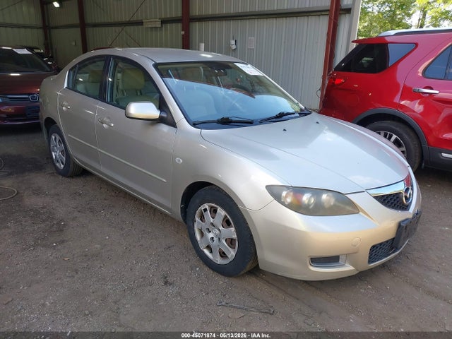 Salvage Mazda Mazda3 Image