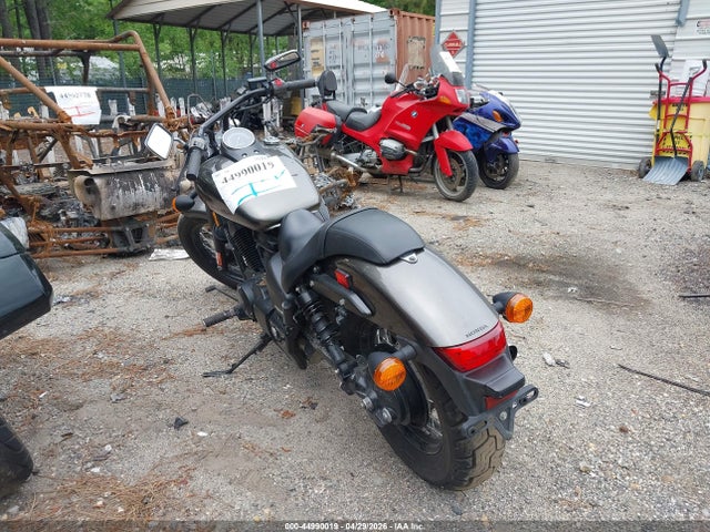 Honda Vt750 C2b