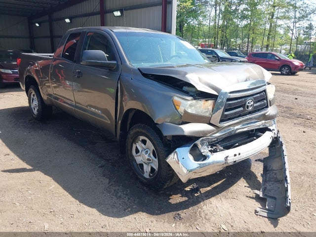 Salvage Toyota Tundra Image