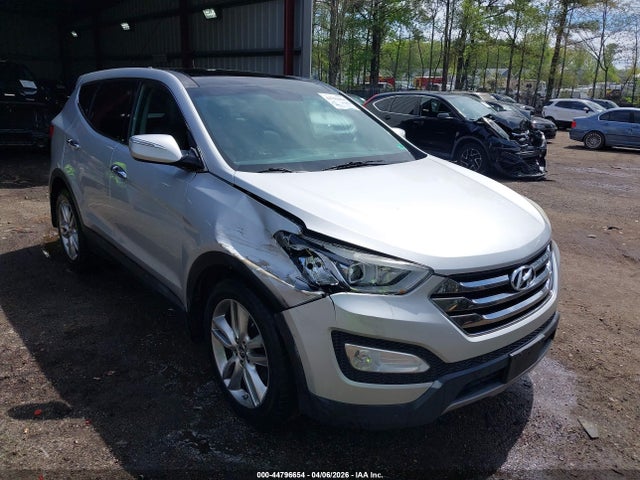 Salvage Hyundai SANTA FE Image