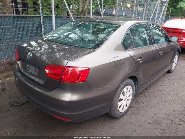 Volkswagen Jetta 2.0l S