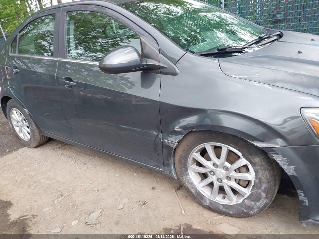 Chevrolet Sonic Lt Auto