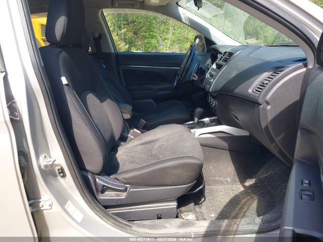 Mitsubishi Outlander Le