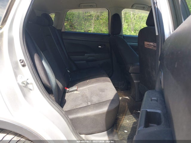 Mitsubishi Outlander Le