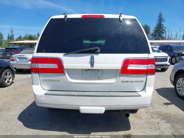 Lincoln Navigator