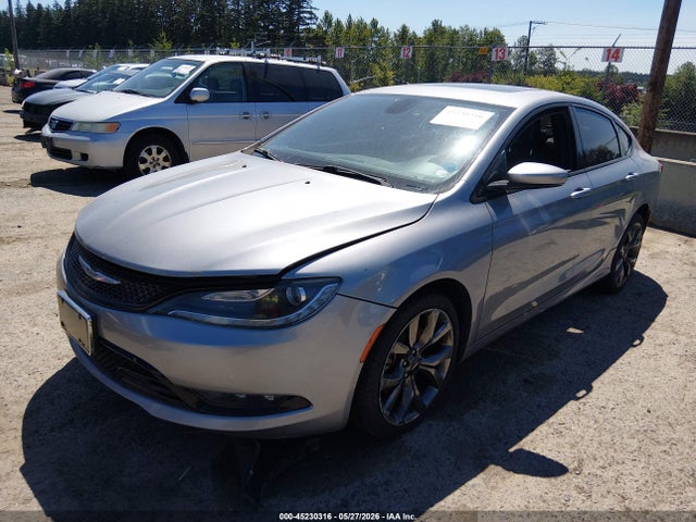 Chrysler 200 S