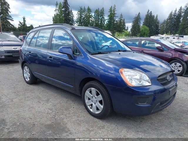 Salvage Kia Rondo Image