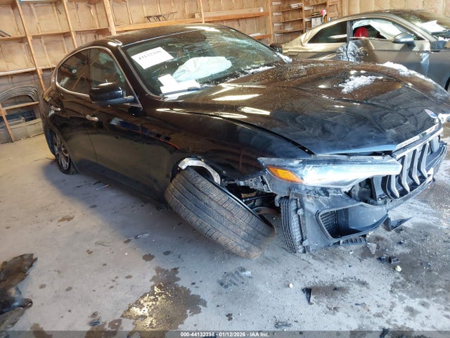Salvage Maserati Levante Image