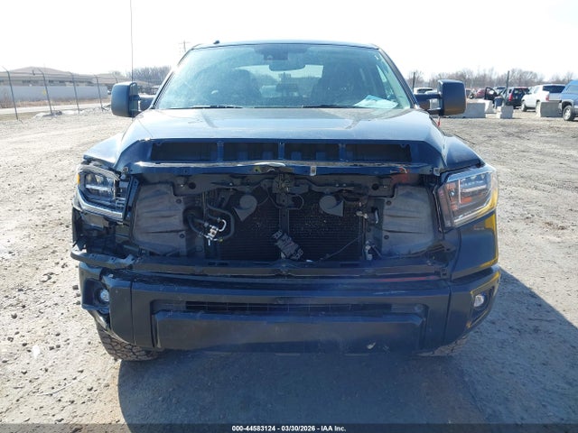 Toyota Tundra Platinum 5.7l V8