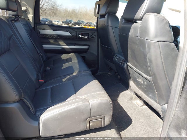 Toyota Tundra Platinum 5.7l V8
