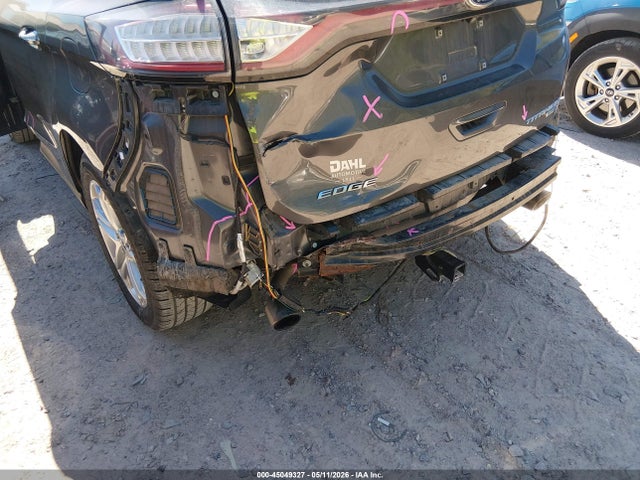 Ford Edge Titanium