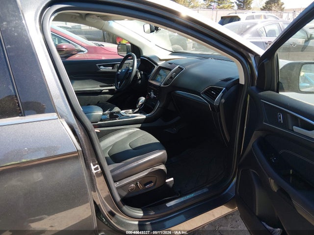 Ford Edge Titanium