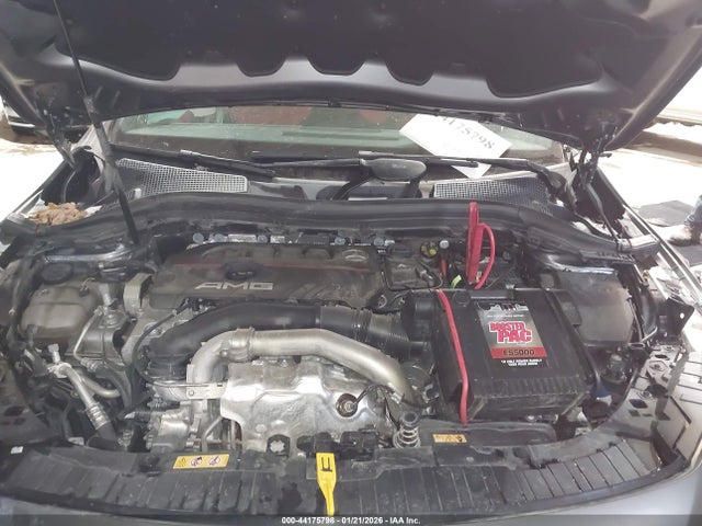 Mercedes-Benz GLA 4matic