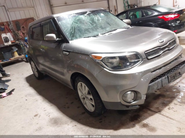 Salvage Kia Soul Image