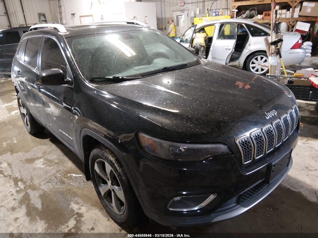 Salvage Jeep Cherokee Image