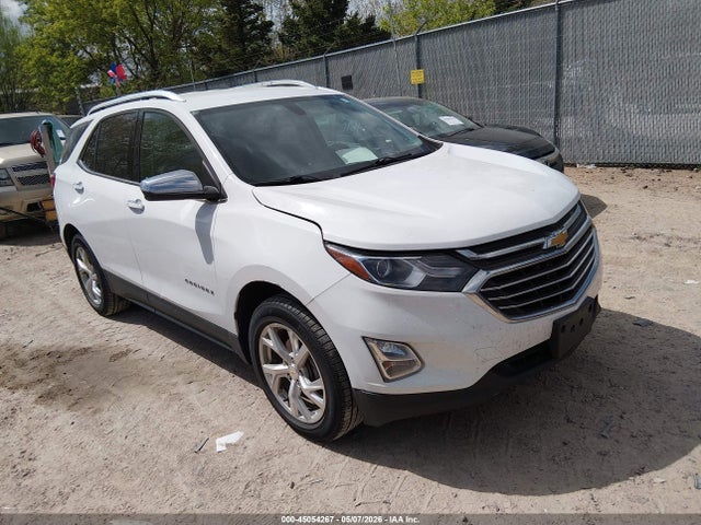 Salvage Chevrolet Equinox Image