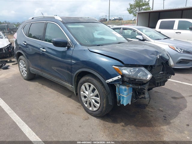 Salvage Nissan Rogue Image