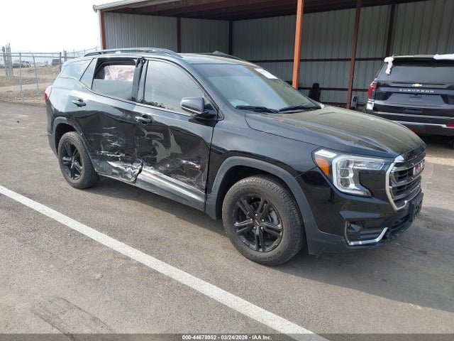 Salvage GMC Terrain Image