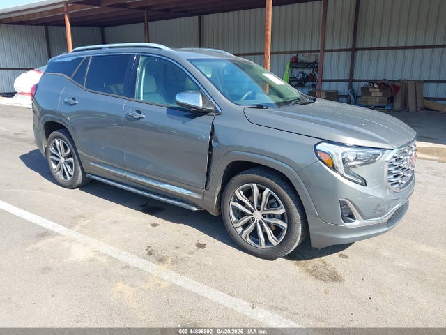 Salvage GMC Terrain Image