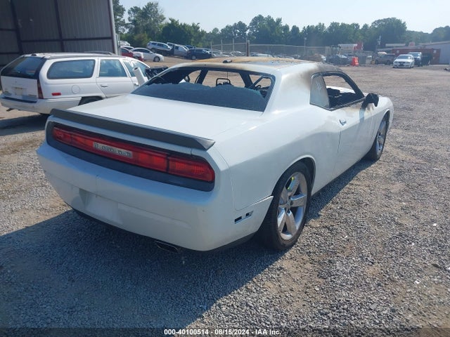 Dodge Challenger Sxt