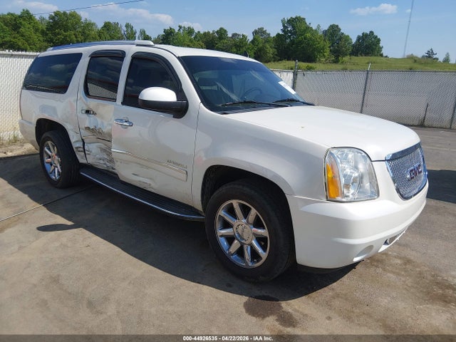 Salvage GMC Yukon Image
