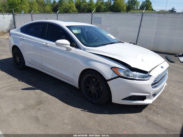 Salvage Ford Fusion Image