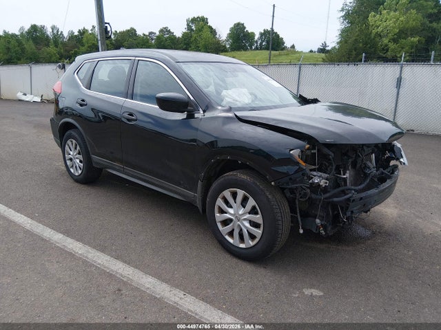 Salvage Nissan Rogue Image