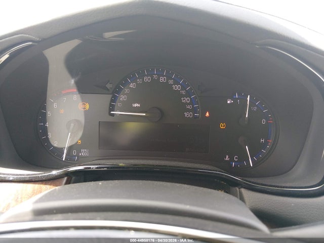 Cadillac CTS Standard