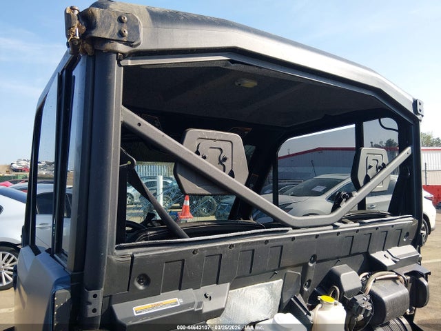 Can-Am Defender Limited Cab Hd10