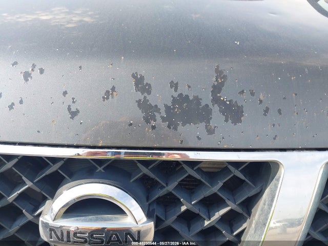 Nissan Titan Sv